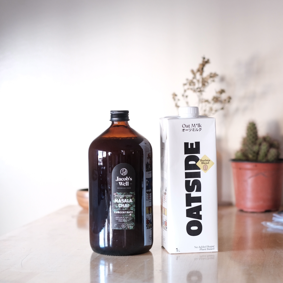 Buy 1L Unsweetened Chai, get free Oatside 1L